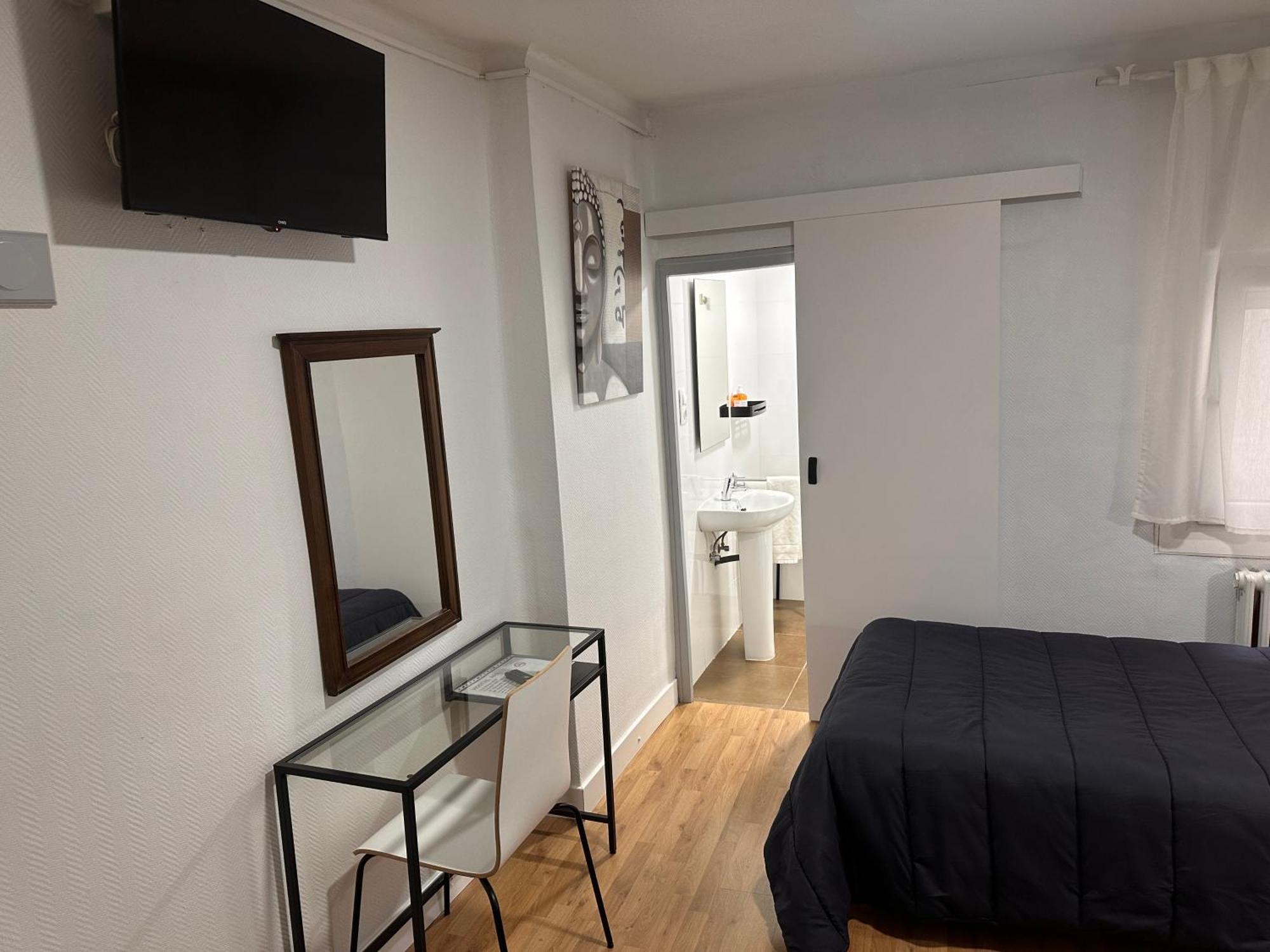 Hostal Ars Puigcerda Bagian luar foto