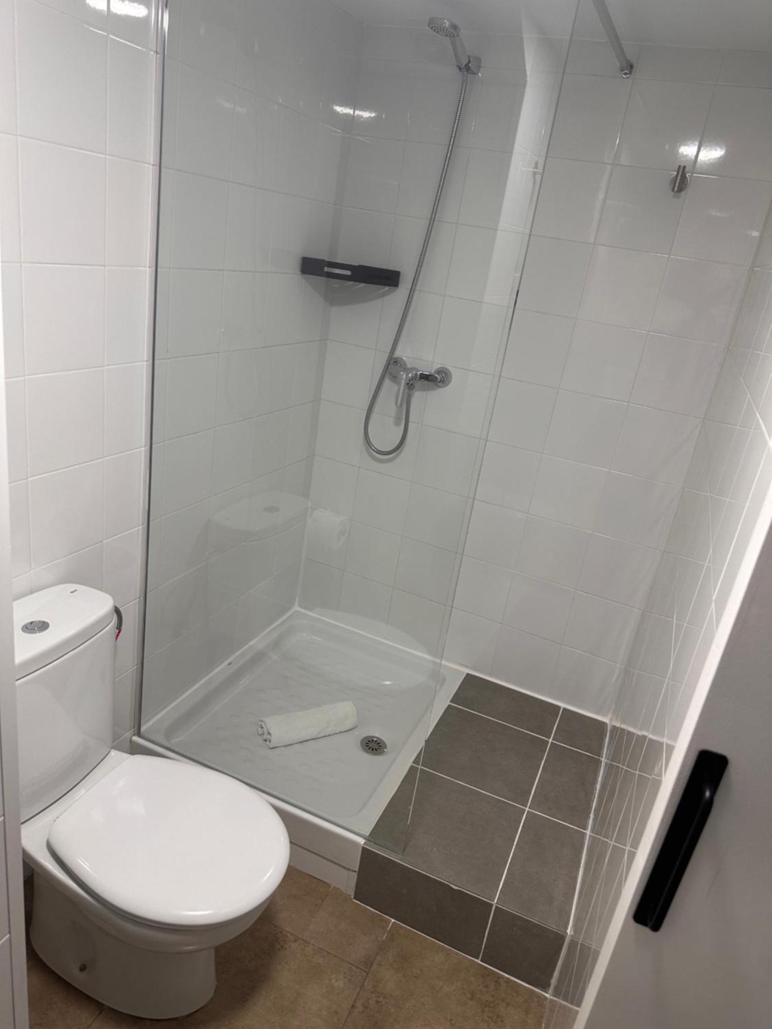Hostal Ars Puigcerda Bagian luar foto